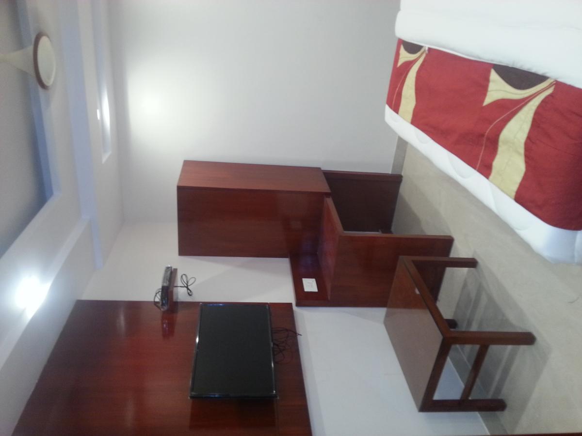 Hotel Sapphire New Delhi Ngoại thất bức ảnh